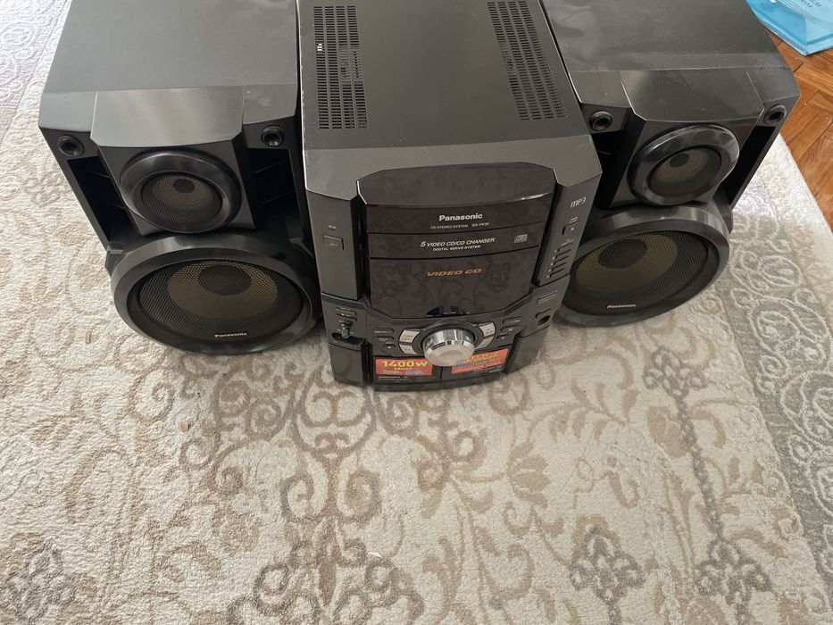 Музыкальный центр