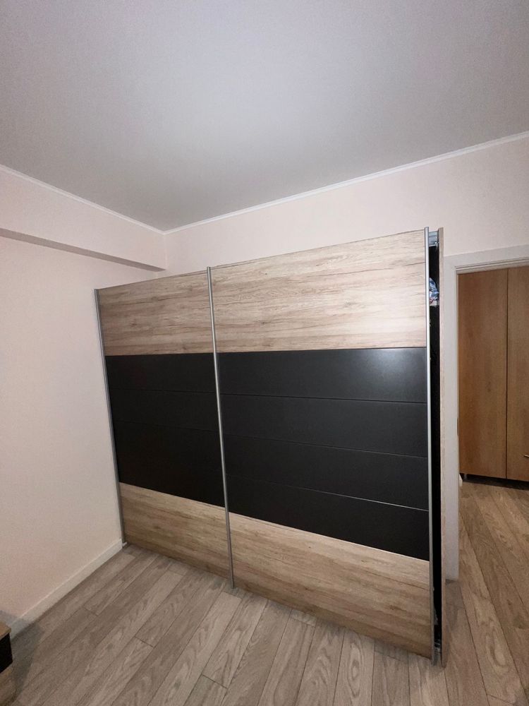 Set Mobilier Dormitor + Canapea Colțar - Stare Excelentă