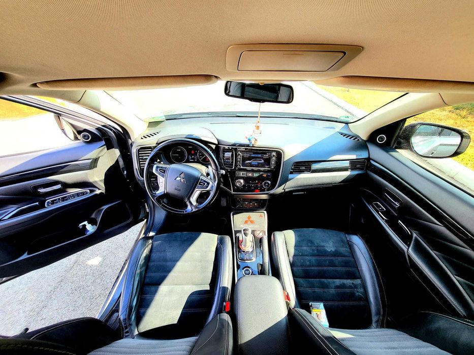 Mitsubishi Outlander PHEV