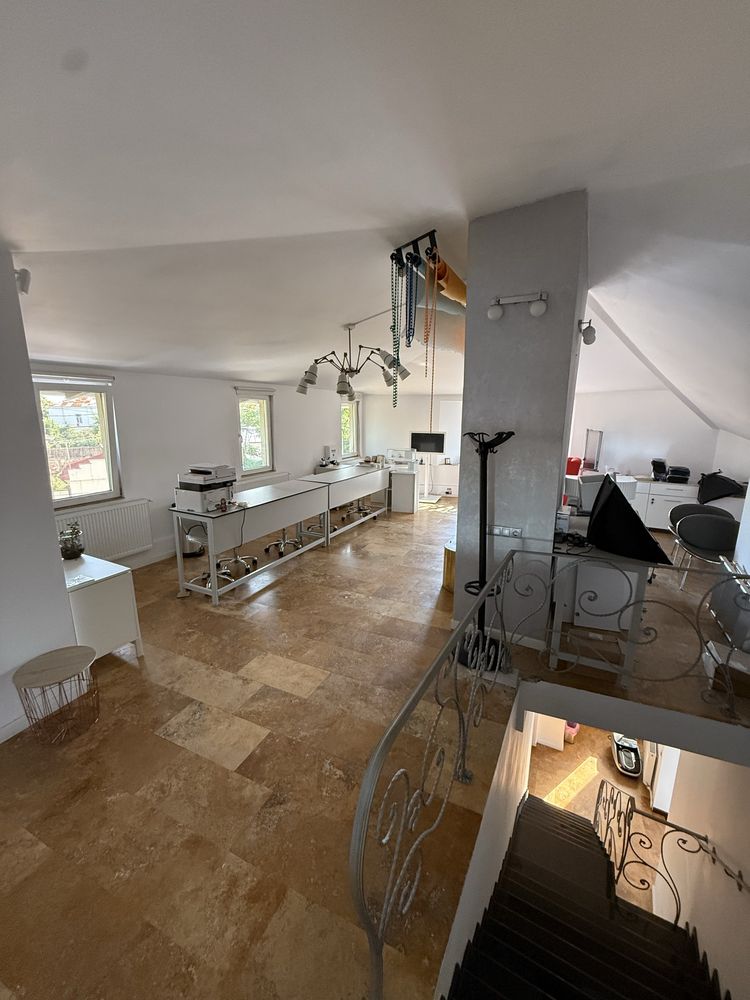 Casa/Spatiu Comercial de Inchiriat - Central