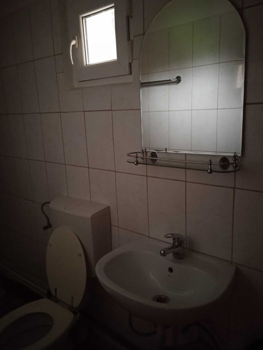 Inchiriez casa lá Tara jud.Salaj