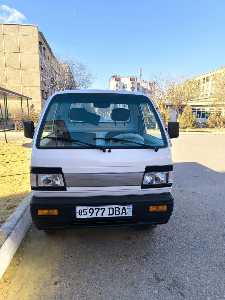 Labo xizmati 24/7. Tezkor yetkazib berish Dunyo bo'ylab.