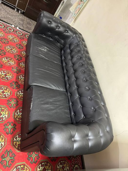 Kreslo divan sotladi holati rasmdagde