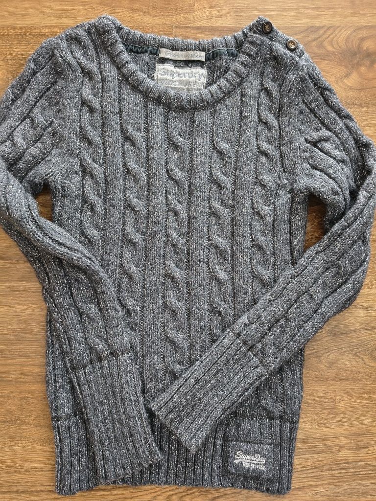 Pulover superdry nou