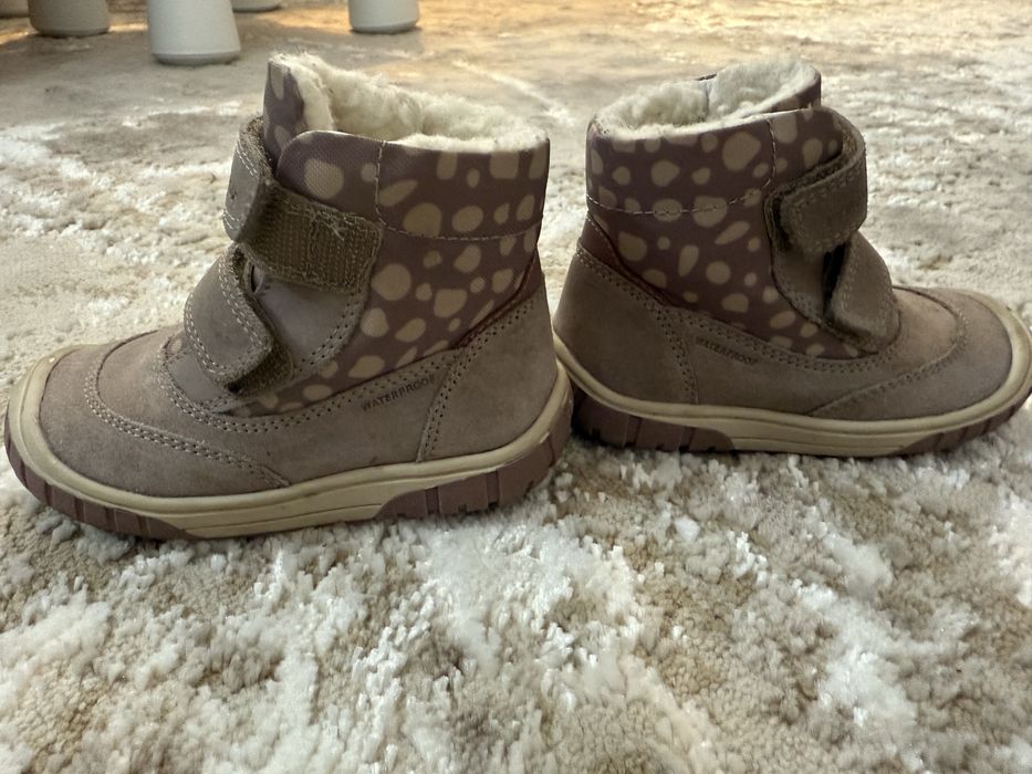 Ghete Geox fetite, marimea 23