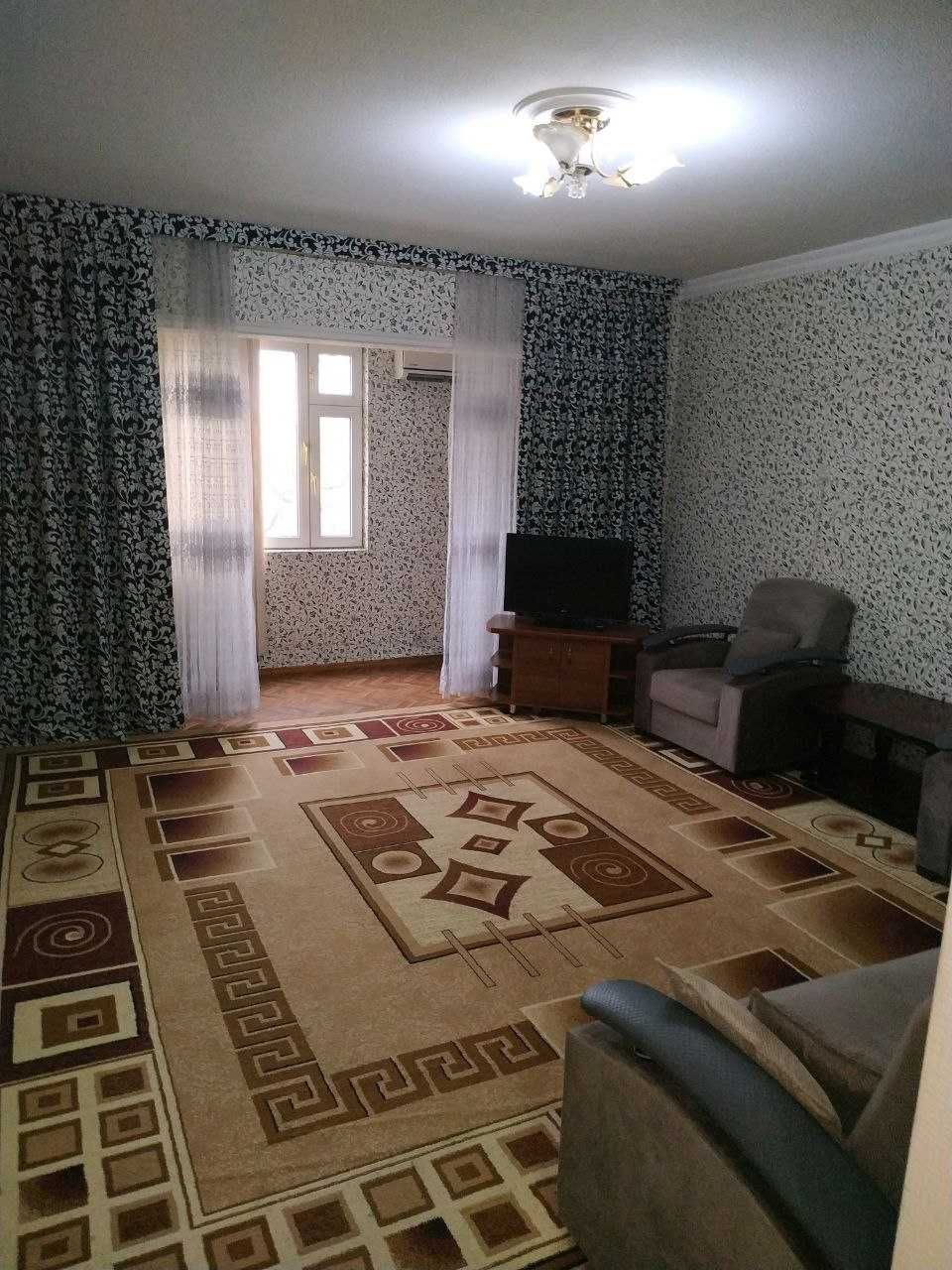 2 комн квартира. ул.Бабура