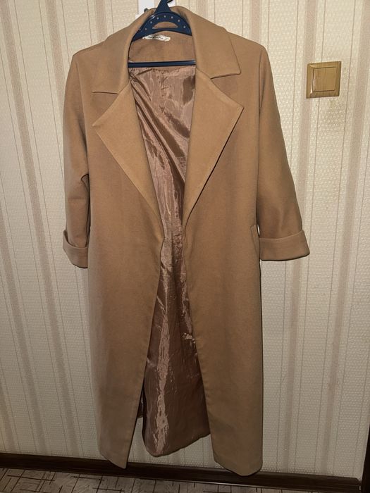 Продам пальто и тренч и кардиган