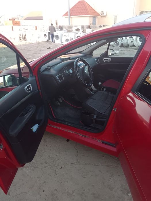 Продам машину peguot 307