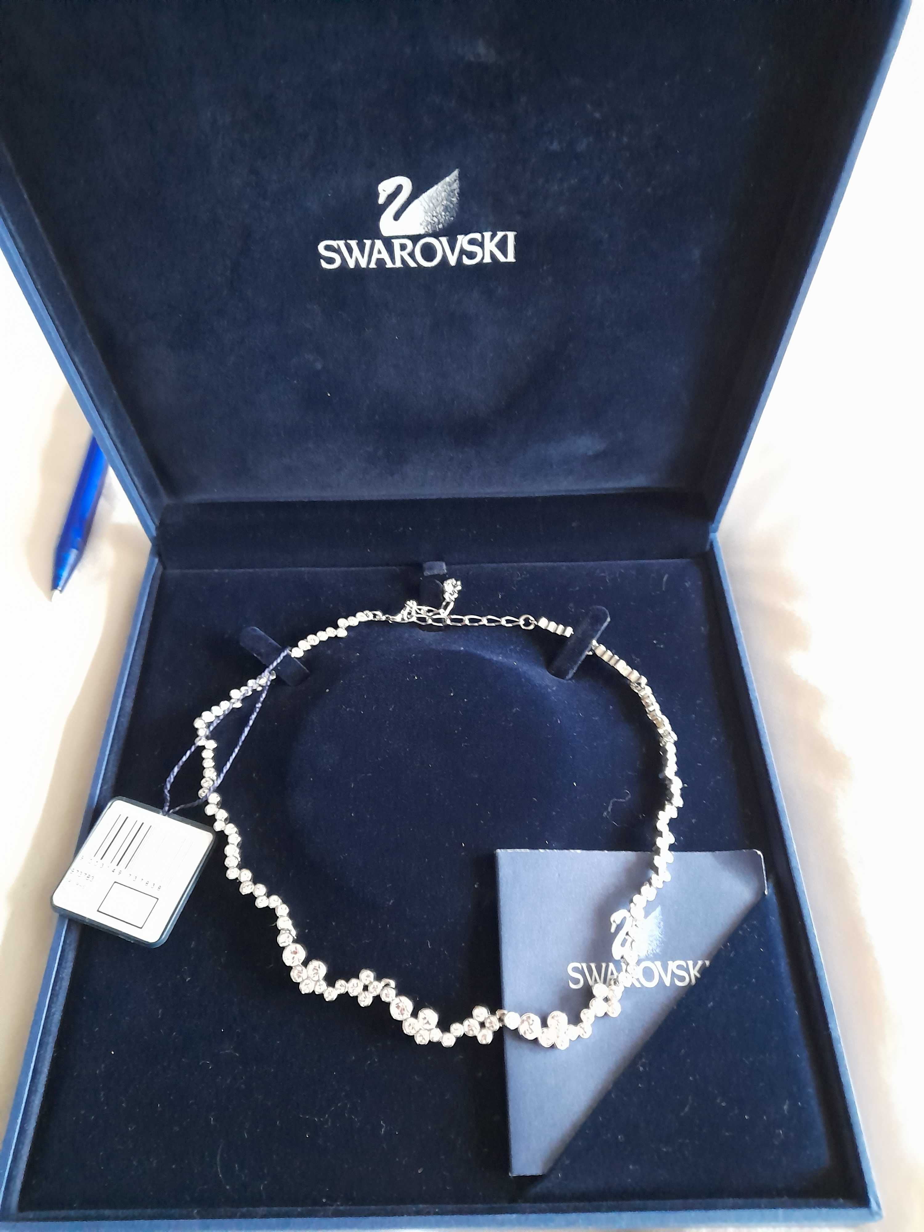 Coliere elegante marca Swarovski , cu eticheta, si cutie originala