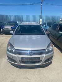 Dezmembrez Opel asta H