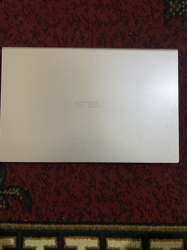 Asus yangi ishlamagan