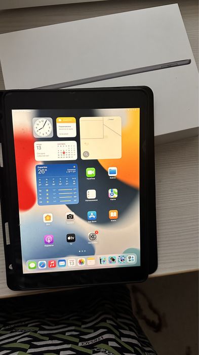 Продам Айпад (9 поколение) 256 gb, в отличном состоянии