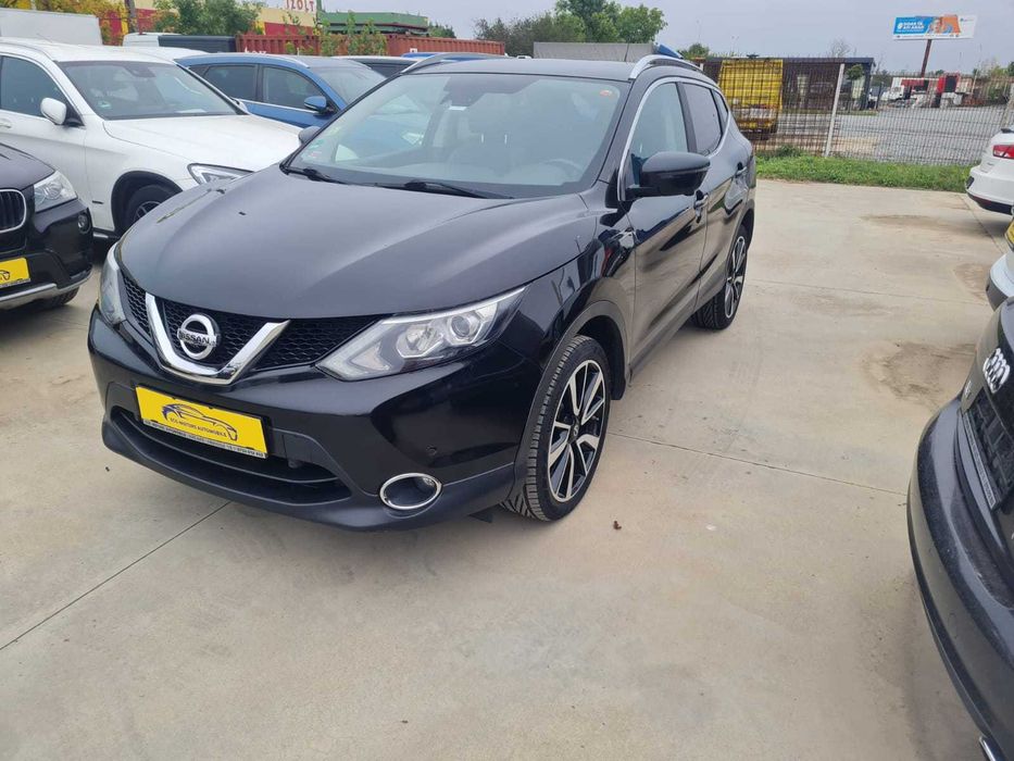 NISSAN QASHQAI 1.2 benzina 116 c.p. an 2015 cash sau rate