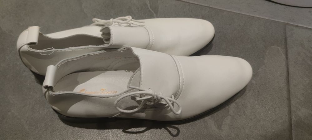 Официални обувки