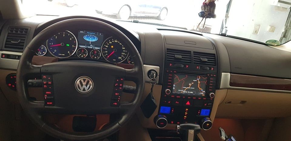 Volkswagen Touareg