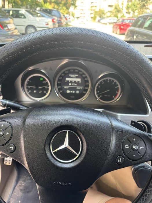 Мерцедес GLK300 Mercedes GLK300