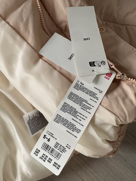 Новая теплая куртка на девочку