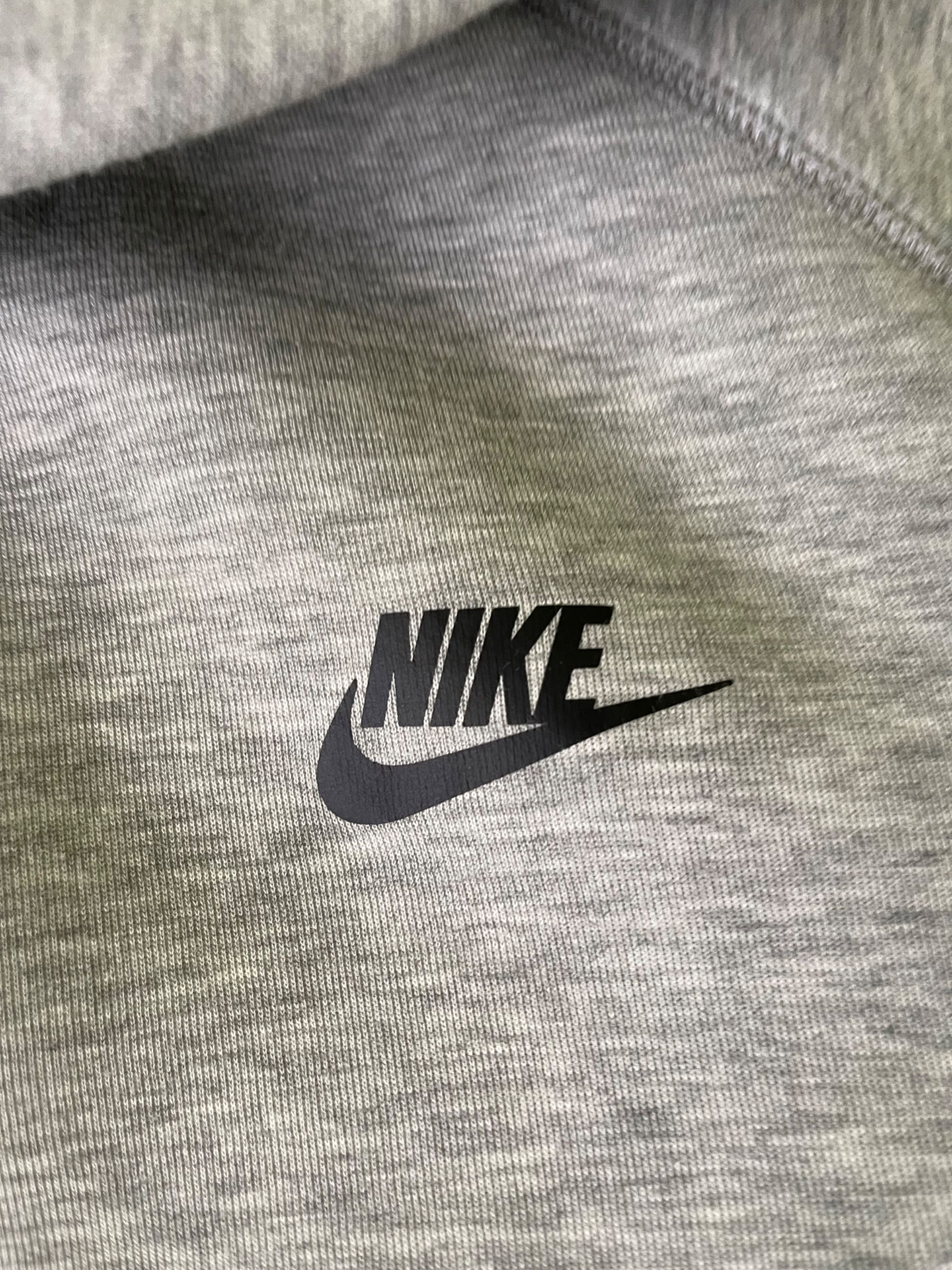 Суитчер Nike Tech Fleece