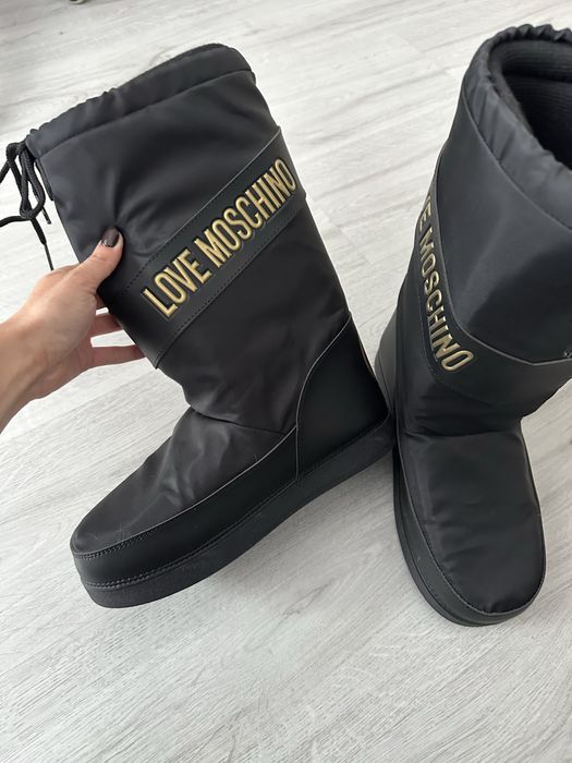 Дамски апрески Love Moschino, номер 41/42