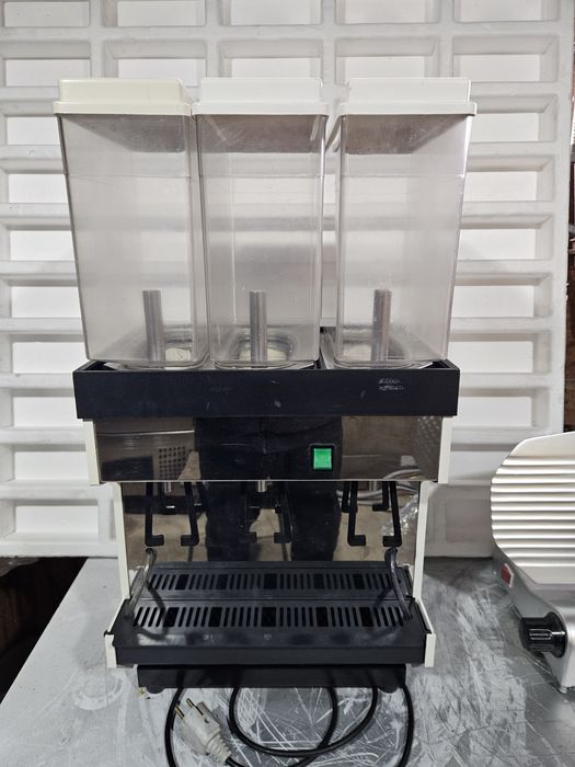 Сок и Айрян машина 3х8 литра Италиянска Перфекна