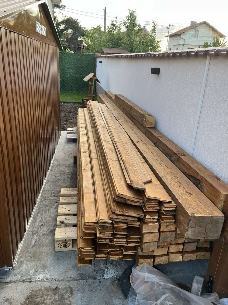 Дървен материал различни размери