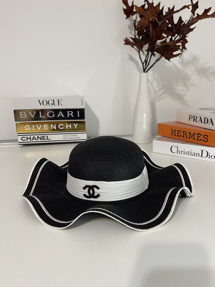Palarie rafie CHANEL