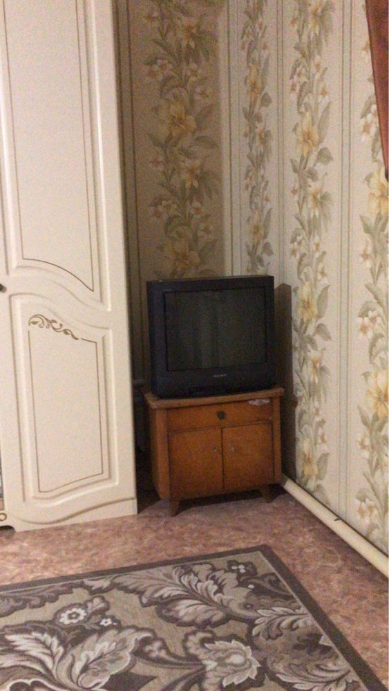 Продается телевизор