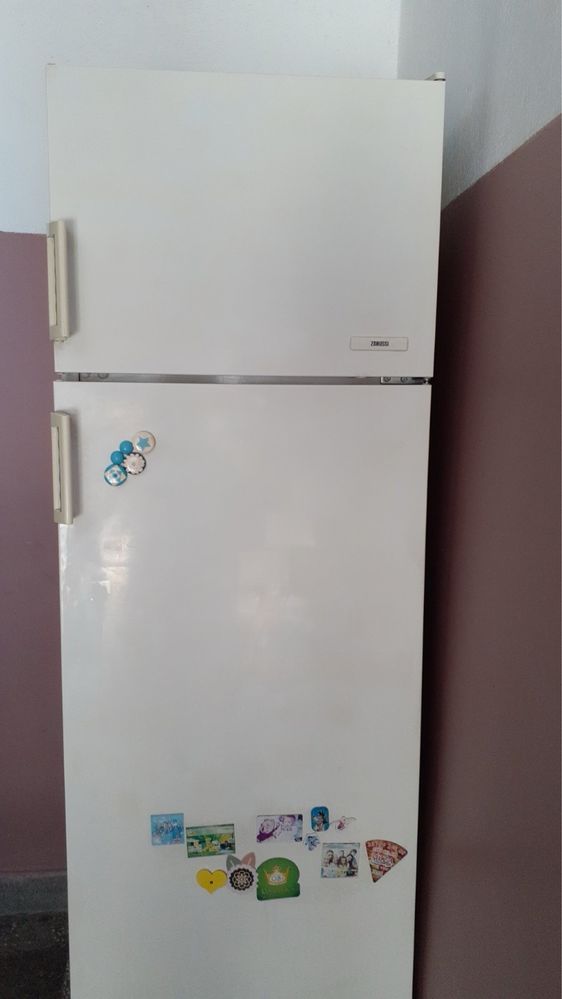 Хладилник ZANUSSI