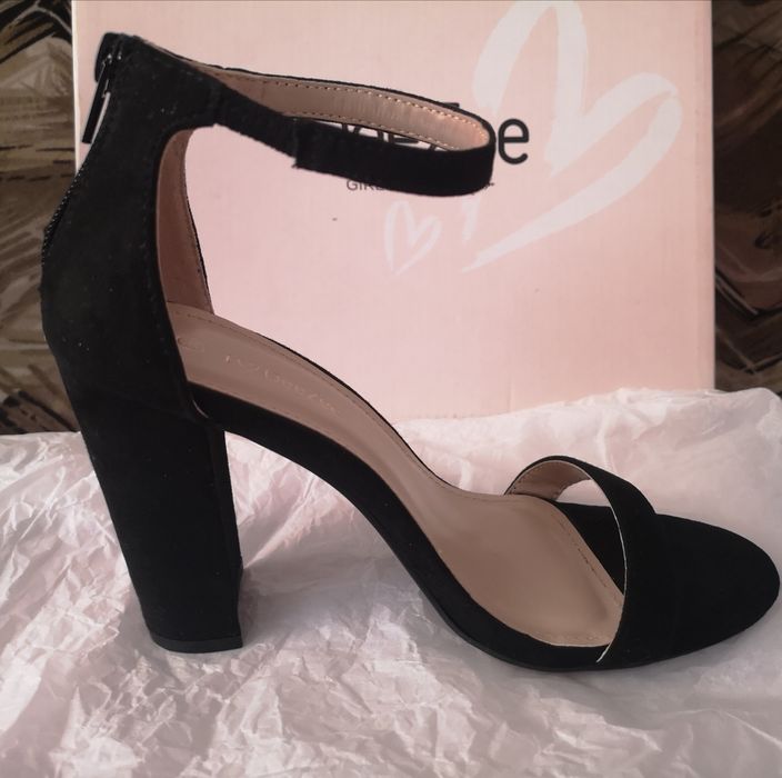 Sandale elegante