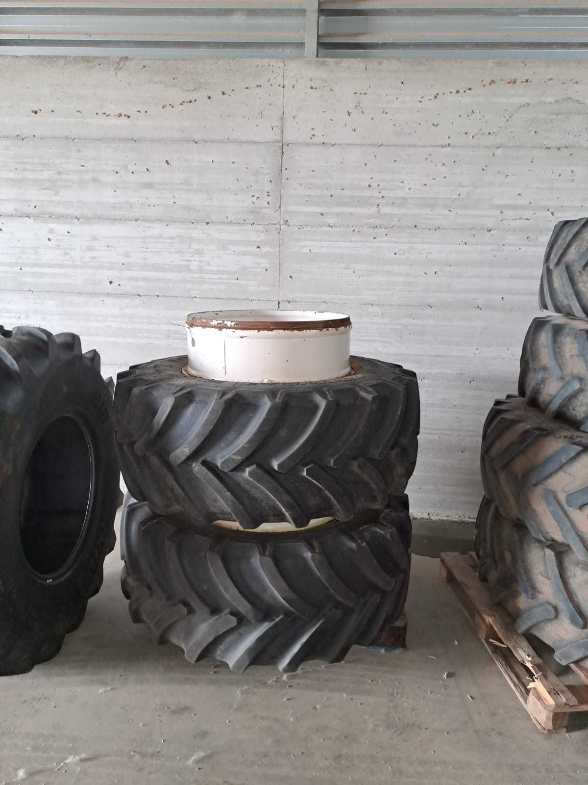 Anvelope agricole 540/65R30 si 650/65R42 GoodYear