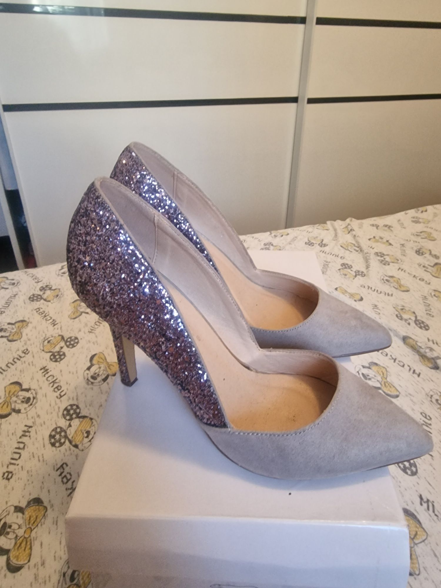 Pantofi stiletto 38