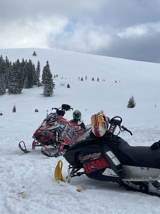 Snowmobil Polaris Khaos – Stare foarte bună 2021