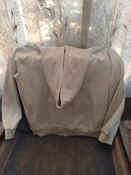 Кофта с капюшоном