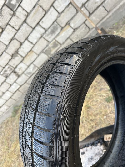 Продам всесезонку в отличном состояний