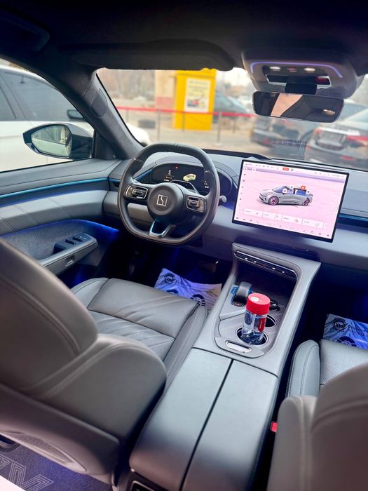 Zeekr 001 you 2024/25 олинган