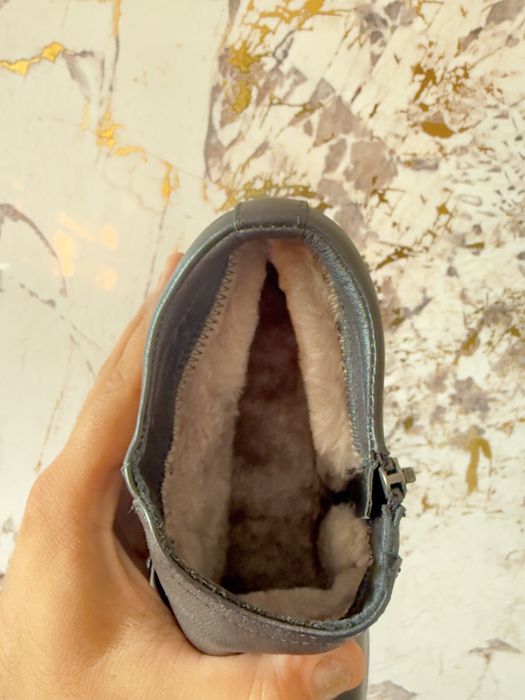 Кожаные ботинки с натуральным мехом