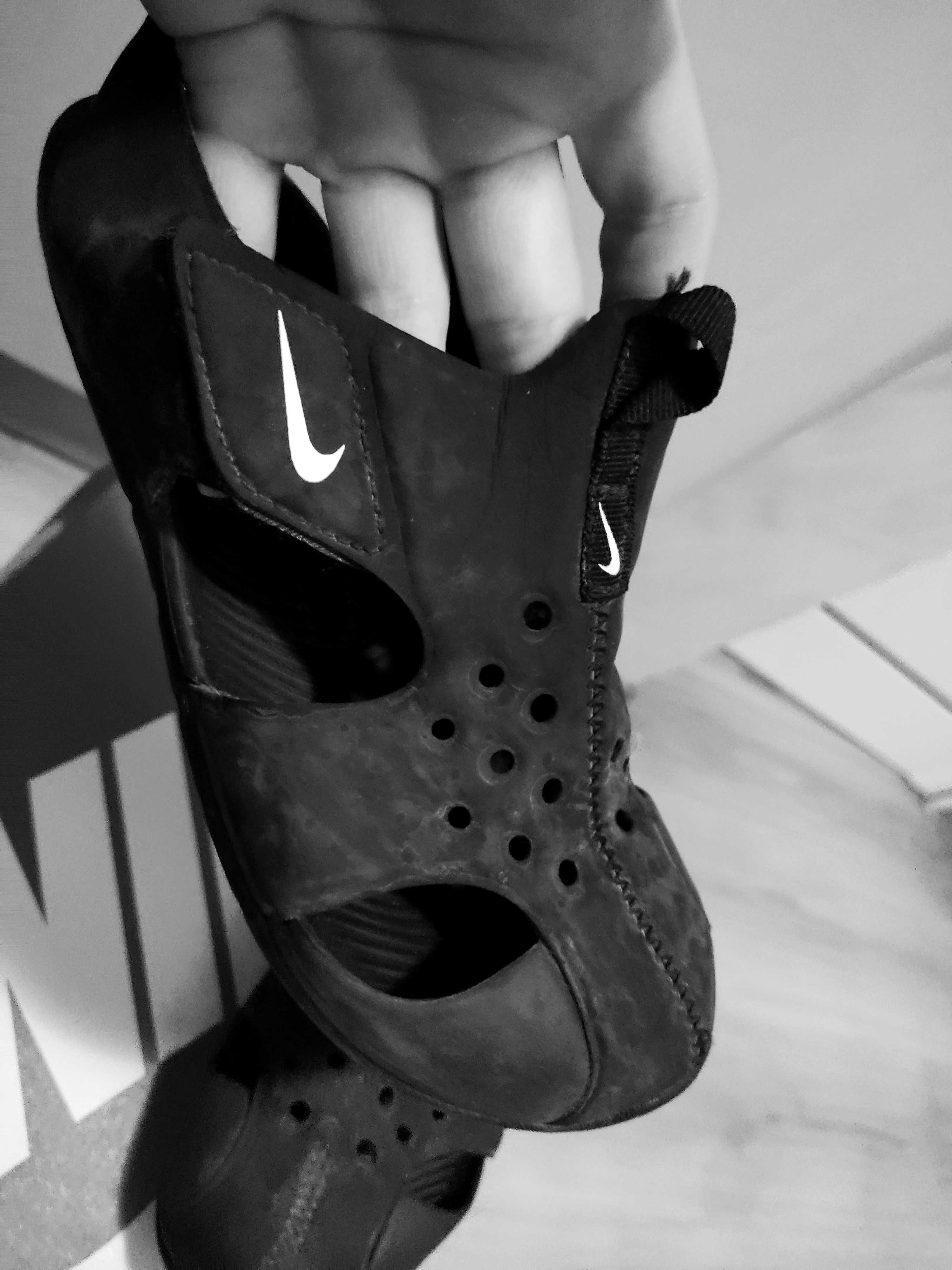 Сандали за момче Nike
