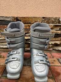 ски обувки сиви Nordika