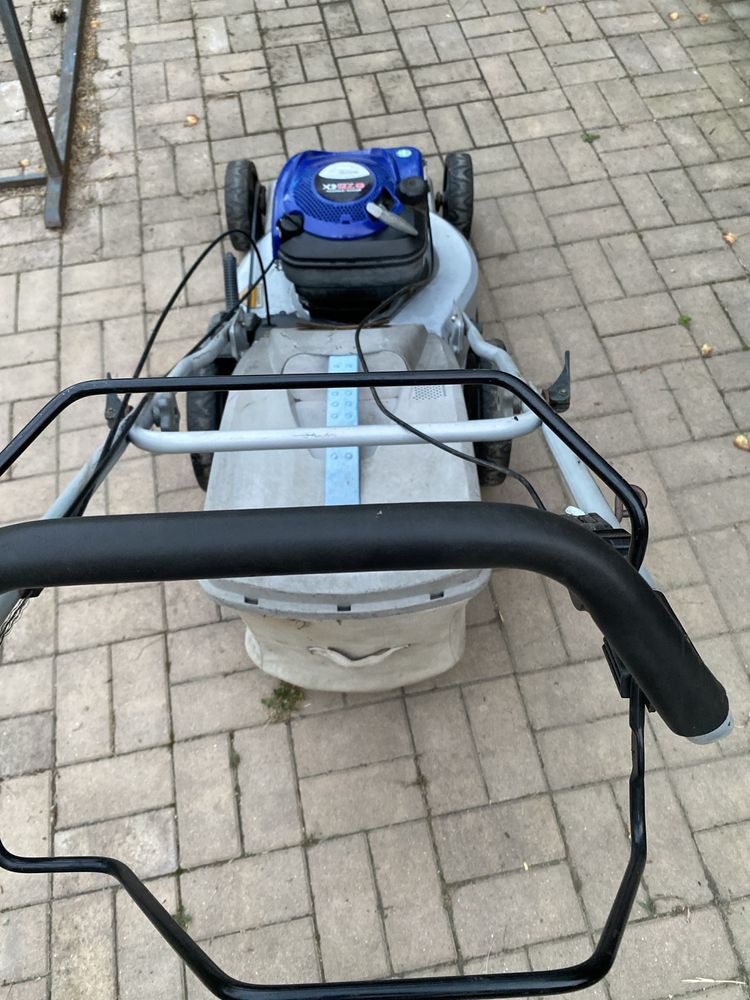 Masina Tuns Iarba Briggs & Stratton 5 Hp