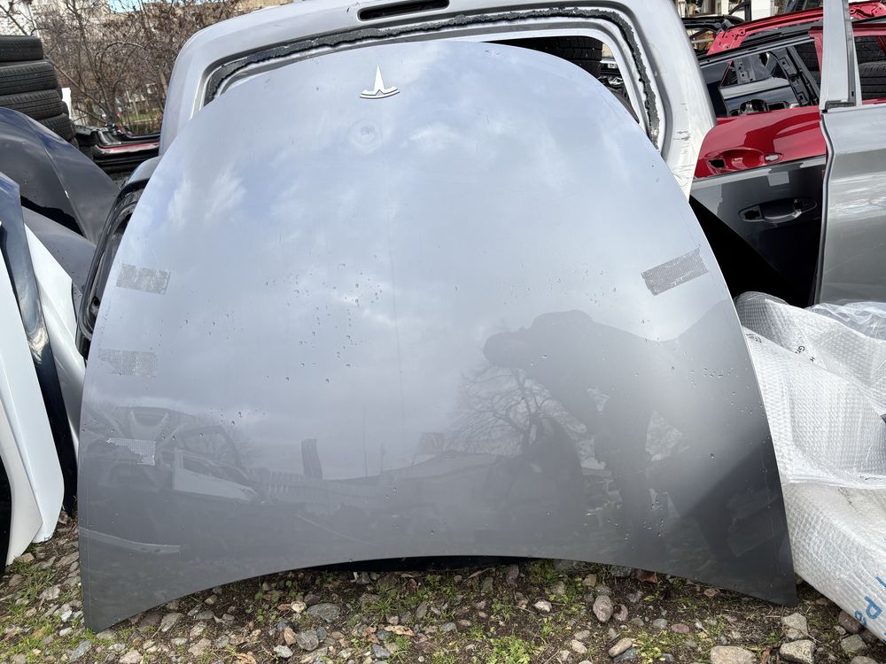 Капак Тесла/Tesla Model Y