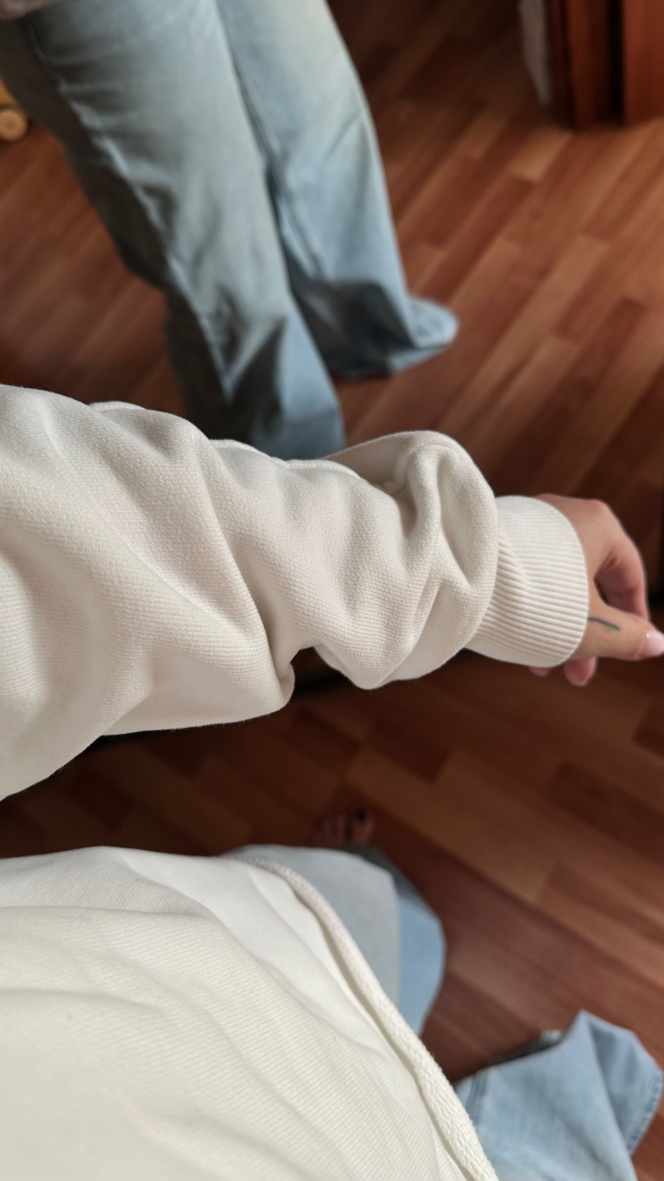 Продам женскую одежду