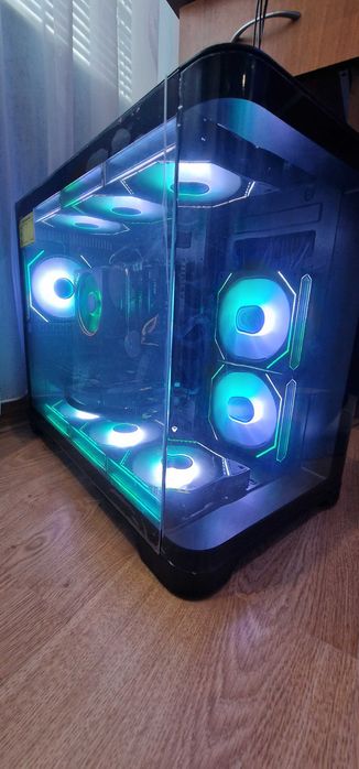 Геймърски компютър Rtx 4070 super 5700x3d