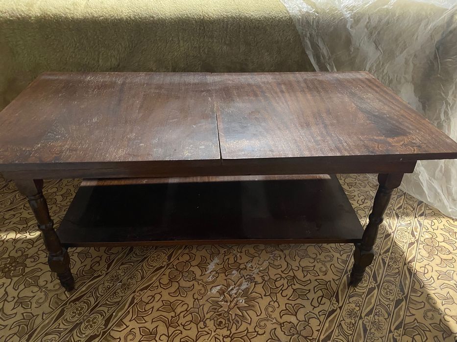 Холна маса, използвана, запазена