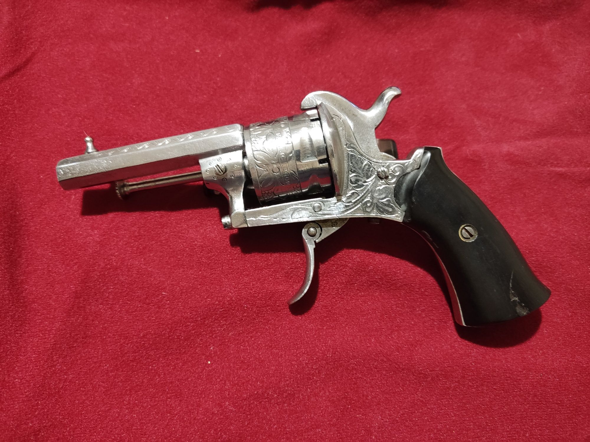 Рядък Щифтов Револвер 1878г