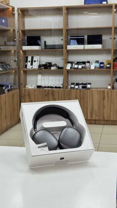 AirPods Max с коробкой
