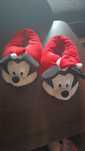 Vând papuci de casa Disney