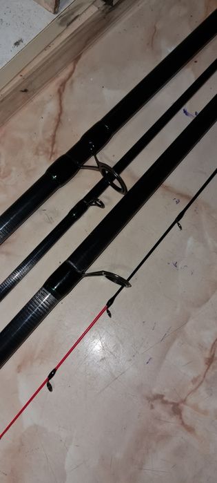 Lanseta 3 tronsoane feeder fibra de carbon Baracuda Dynasty Feeder Plu