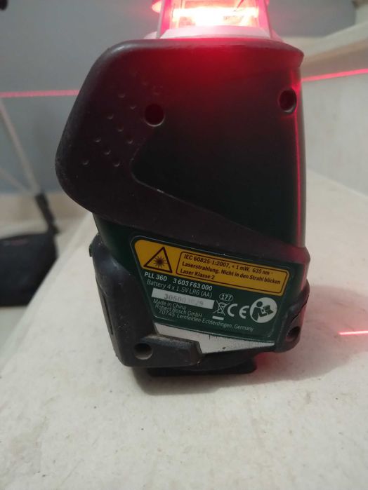 Лазер  bosch PLL 360