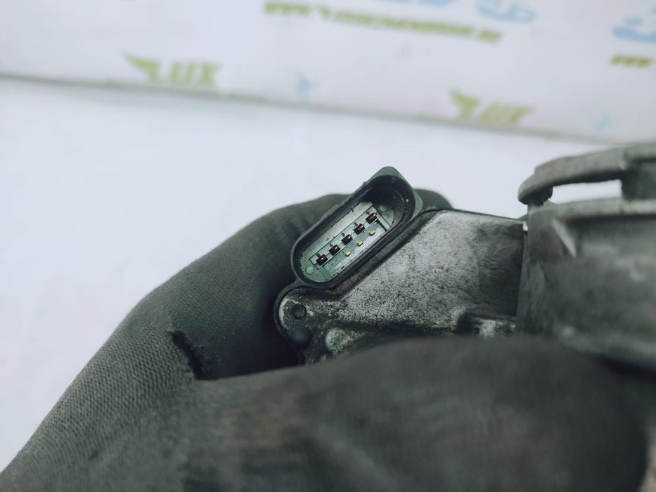 Clapeta de acceleratie 1.9 2.0 tdi BMM BLS BKC BXE 03G128063A Volkswagen VW Tiguan 1