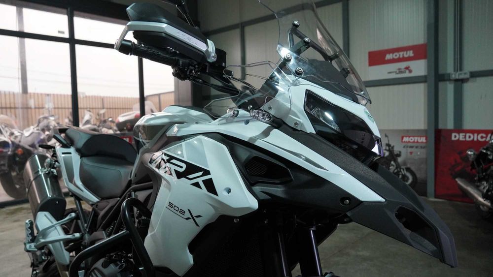 Motocicleta Benelli TRK 502 X my2023 | 0 km | motomus.ro